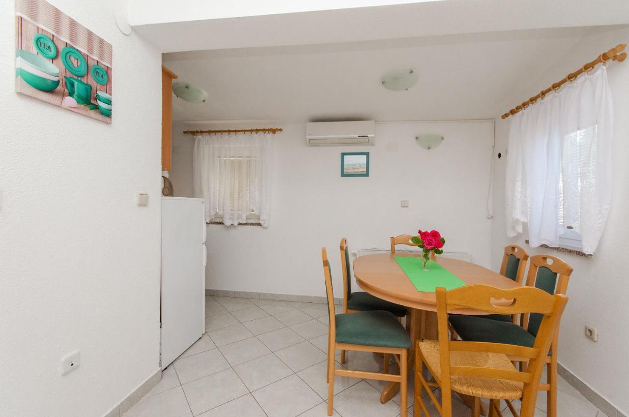 Apartments Marija Ivana Senj  Luaran gambar