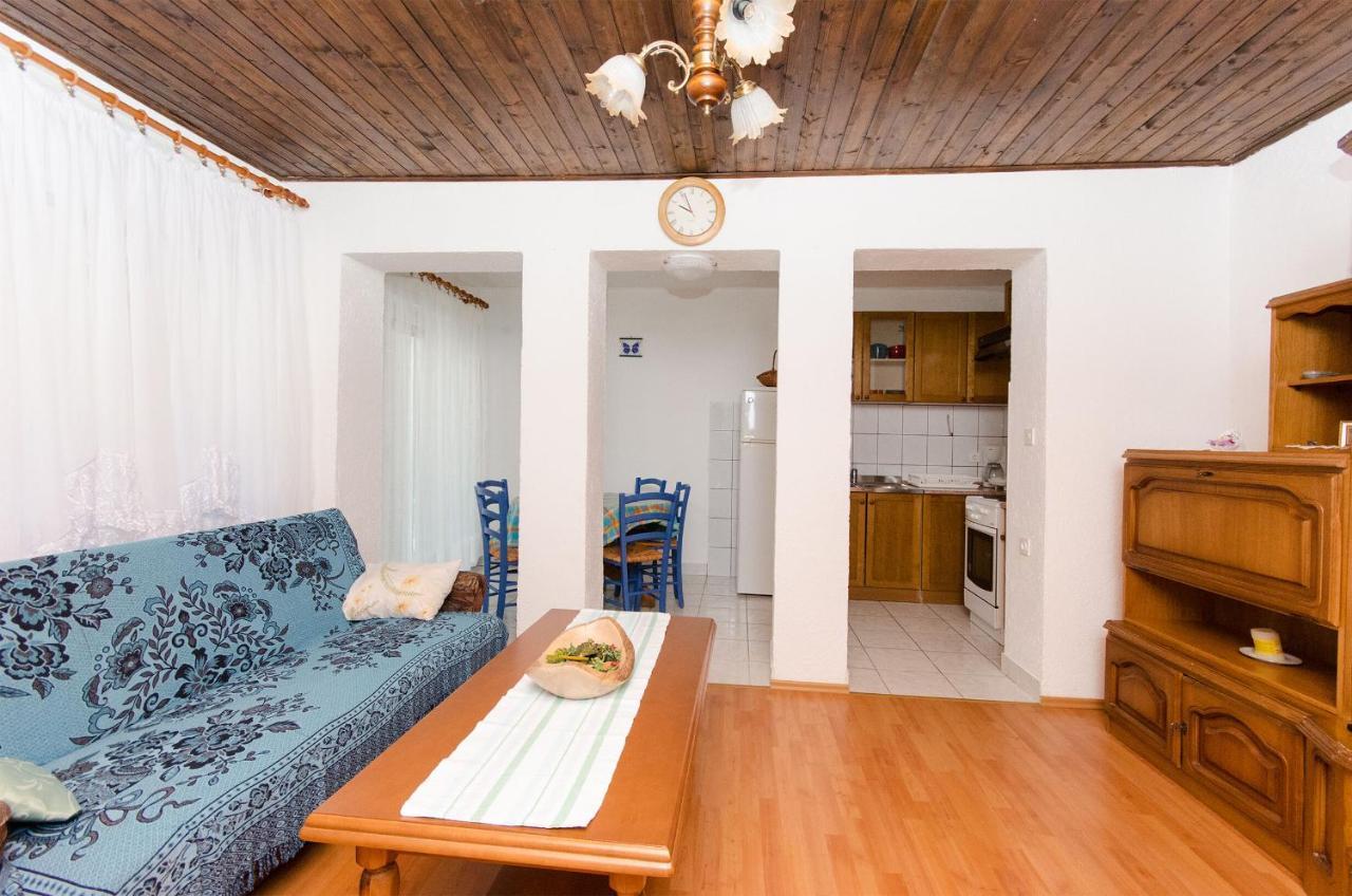 Apartments Marija Ivana Senj  Luaran gambar