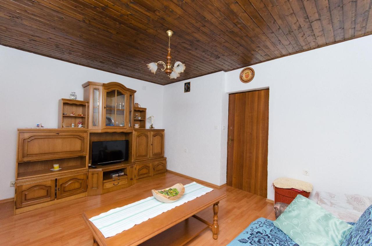 Apartments Marija Ivana Senj  Luaran gambar